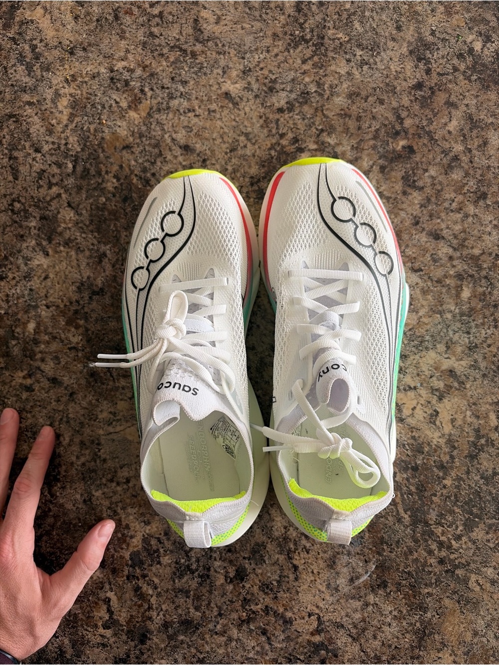 Saucony endorphin elite 3